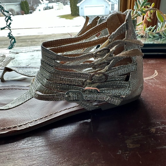 Bonnibel Zip-up Women’s Sandals - Picture 3 of 5